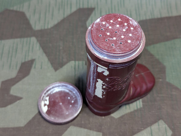 Original Puder Stiefel Bakelite Boot Powder Container AS-IS