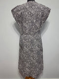 Black and White Print Dress Flower Belt Buckle <br> (B-42" W-36" H-41")