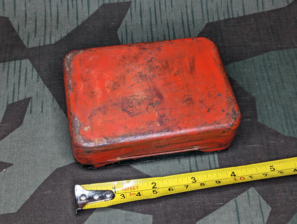 Wild's Würfel Loose Cigarette Tobacco Tin