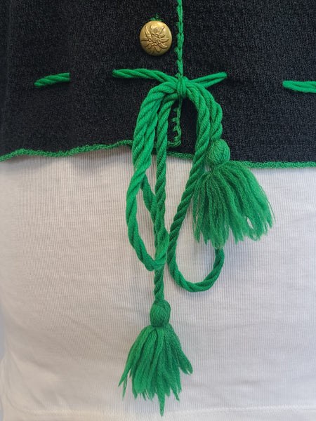 German Traditional Knit Sweater (Edelweiss Buttons)