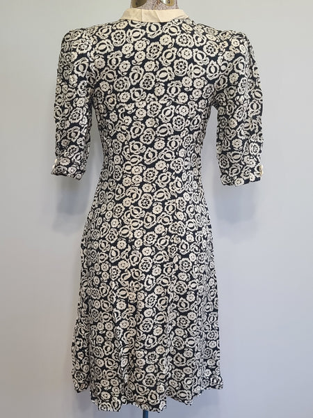 German Black and White Flower Print Dress <br> (B-34" W-26" H-32")