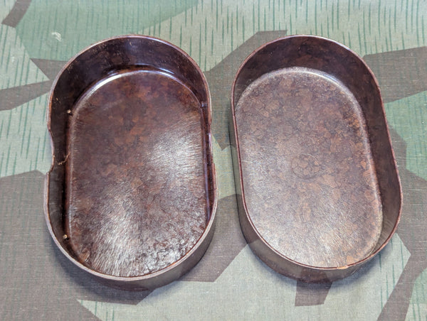 Sandwich Container Bakelite Cracked