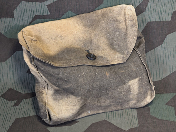 VM37 Peoples Gas Mask With Carrying Bag Reichsbahn