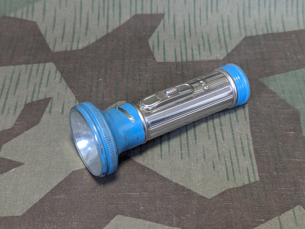 LA PILE LECLANCHÉ Lampe Lanterne Saftlite/Flashlight/Taschenlampe 70' Vintage EUR 21,99 - FR LA PILE LECLANCHÉ Lampe Lanterne Saftlite/Flashlight/Taschenlampe 70' Vintage EUR 21,99 - FR