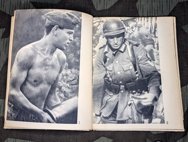 Soldatenantlitz in der Schlacht Candid Soldiers Photos Book