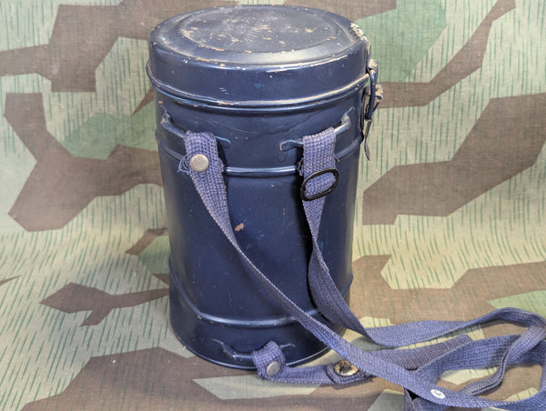 VM40 Volksgasmaske in Canister