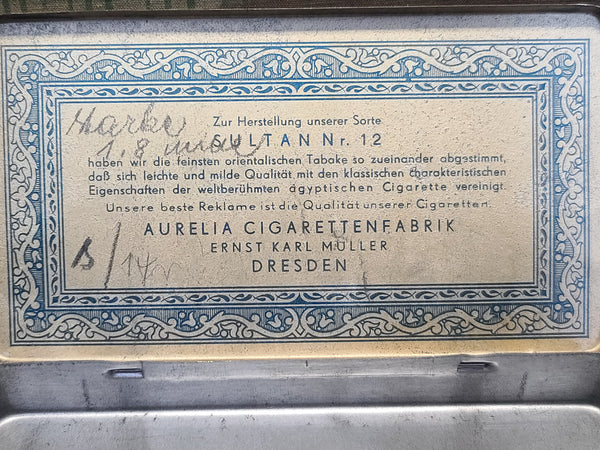 Sultan Nr.12 Cigarette Tin