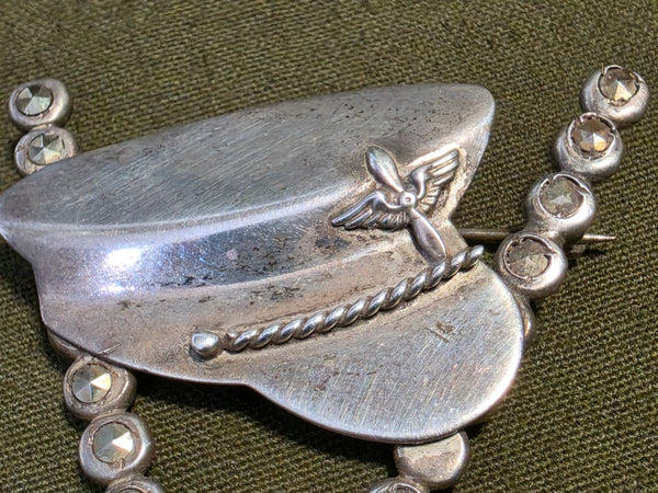 V for Victory with Army Air Corps Hat Sweetheart Pin