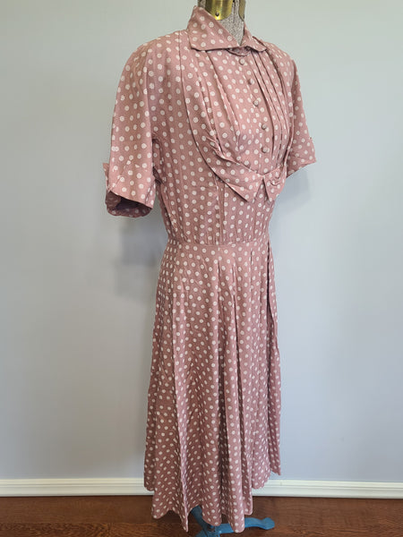 German Dusty Pink Dress Marga Hennes <br> (B-37" W-28" H-41")