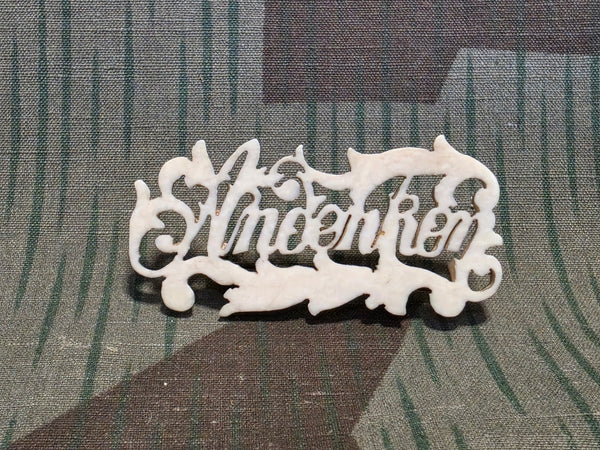 Andenken Pin
