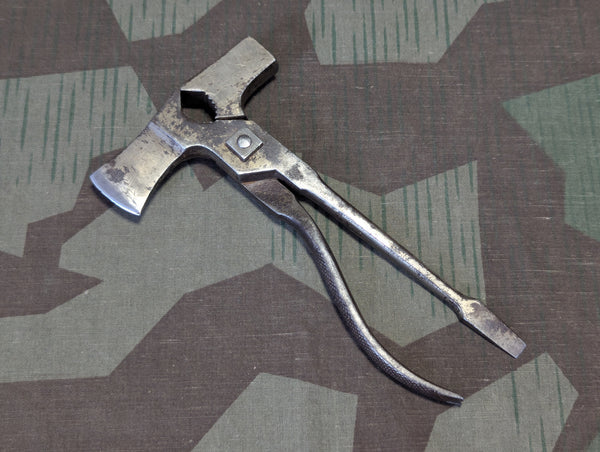 Communications Pioneer Universalwerkzeug