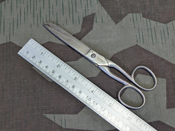 Solingen German Scissors Working