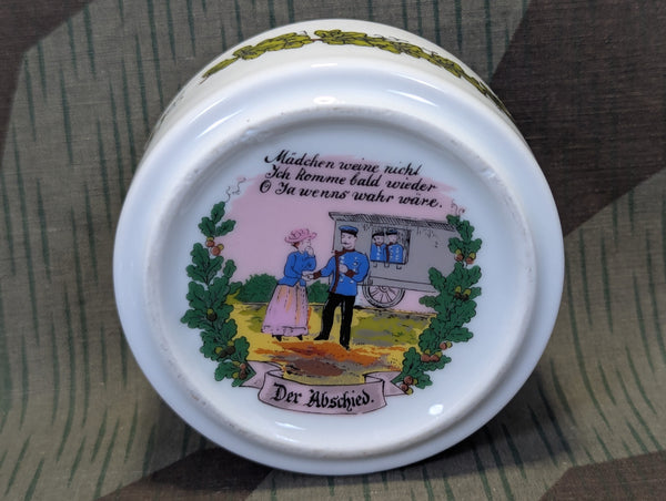 Reproduction Hoch Lebe der Reservemann Porcelain Keepsake Box