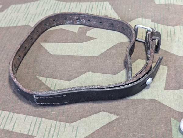 Matching CFL44 Mess Kit with Zelt Strap