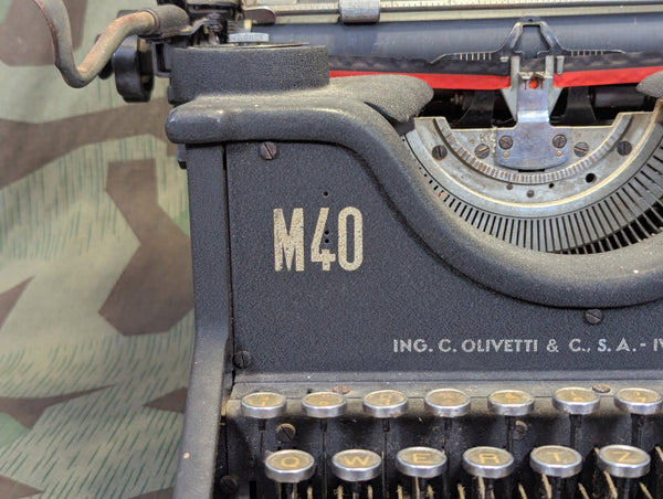 Olivetti M40 Simplified Kriegsausführung Italian German Typewriter (Needs Work)