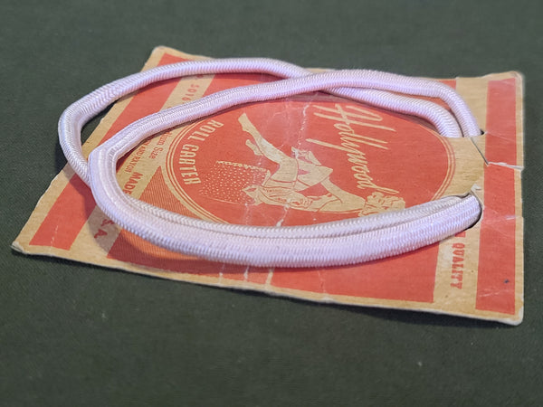 Roll Garter on Card