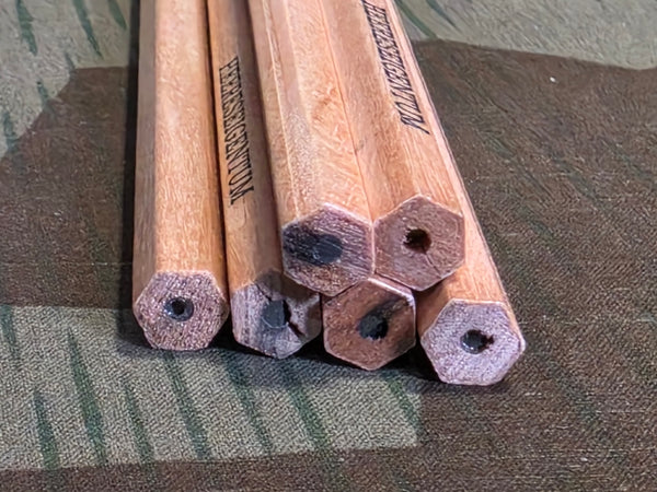 Repro Pencils Heereseigentum