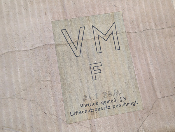 VM37 Volksgasmaske Luftschutz Gas Mask w/ Box