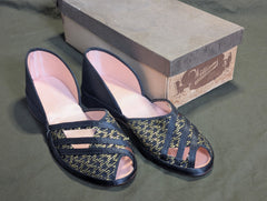 Gold & Black Peep Toe Shoes Wedge Sandals NOS in Box (~Size 6)