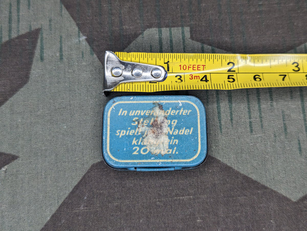Polar Bear Tin of Gramophone Needles (with Needles)