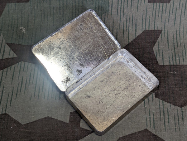 Original Halbe-Fünf 20 Cigarette Tin