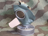 VM40 Volksgasmaske Luftschutz Gas Mask in Box