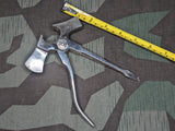 Hausmeister Communications Multi-Tool