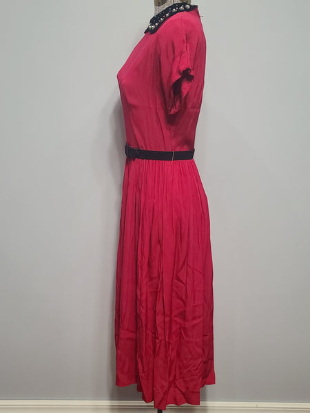 Bright Pink Dress with Velvet Collar <br> (B-37" W-27" H-41")