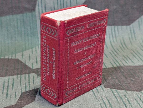 Tiny German-Czech Dictionary Book 1941