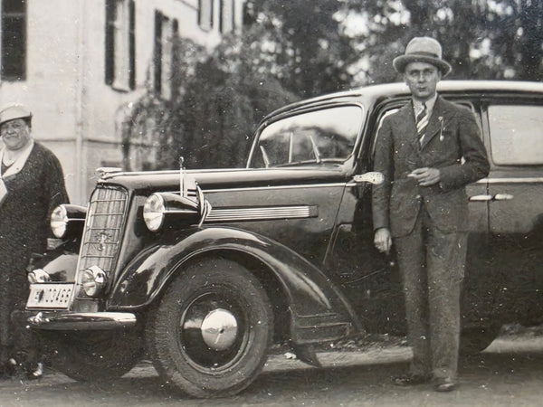 7 1930s German Car Photos