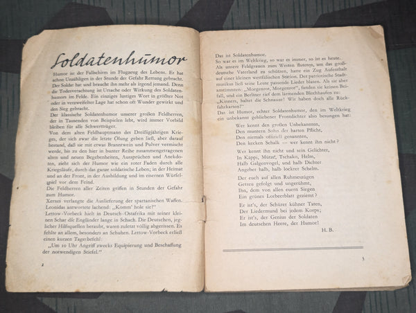 Hier Lacht Der Soldat Soldiers Humor Jokes and Sketch Book AS-IS