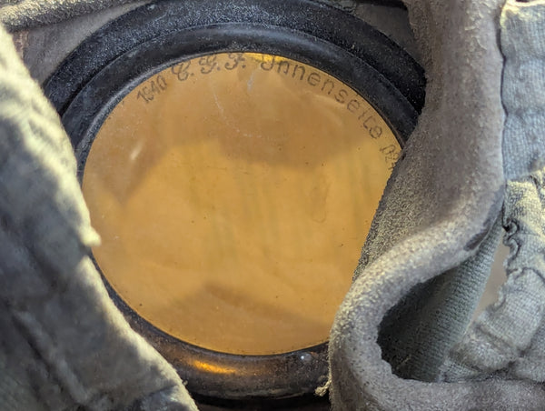 AEMA 1940 Gas Mask Can and Mask