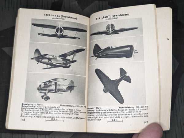 Kriegsflugzeuge Aircraft Identification Book 1943