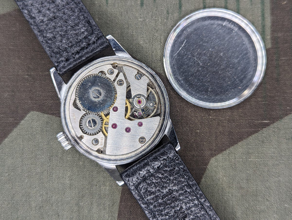 Original WORKING Koha Dienstuhr Style Watch