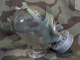 VM40 Volksgasmaske in Canister