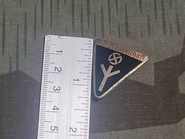 NS Frauenschaft Pin