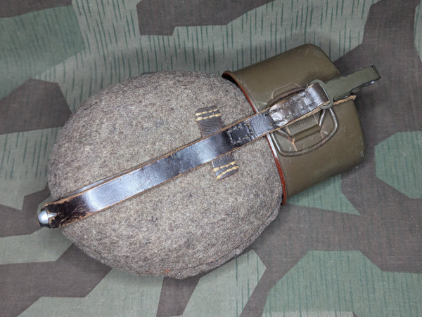 Very Nice Mis-Matched Canteen