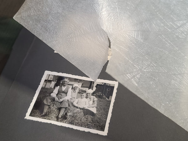 German Photo Album - Vacations and Soldiers at Home IR52 (50 Photos)