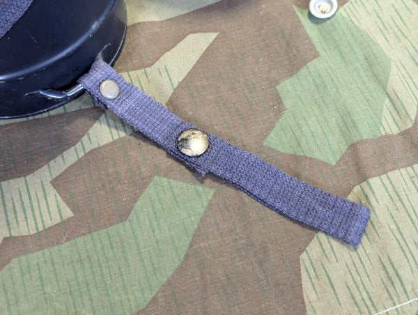 VM40 Volksgasmaske in Canister