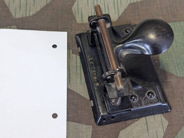 2 Hole Punch Leitz Nr 8