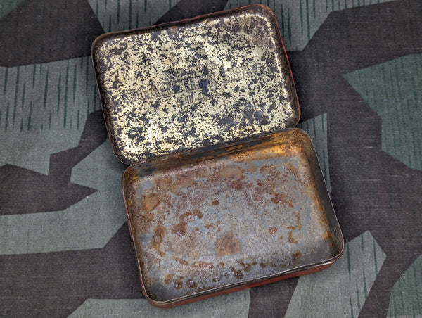 Wild's Würfel Loose Cigarette Tobacco Tin