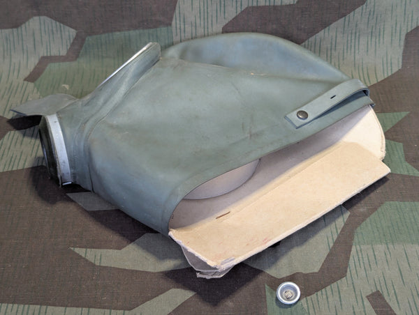 VM37 Volksgasmaske Male Gas Mask