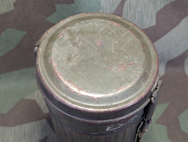 AEMA 1940 Gas Mask Can and Mask