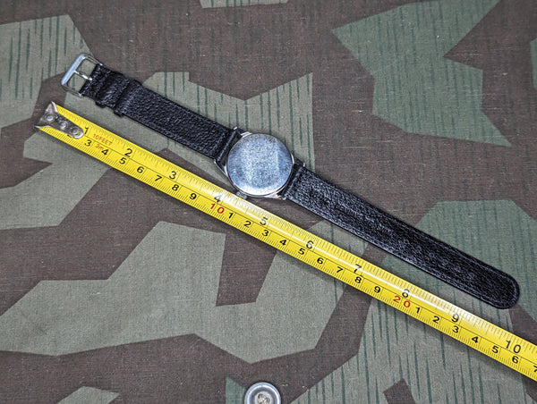 Original WORKING Koha Dienstuhr Style Watch