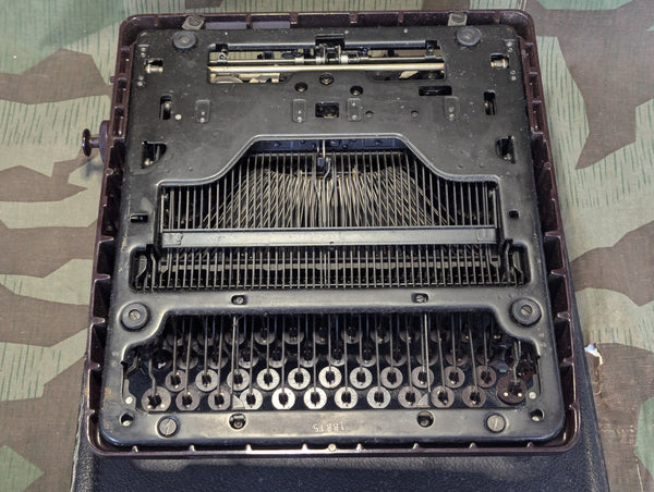 1941 Bakelite Olympia-Plana Dutch Occupation Typewriter Amsterdam