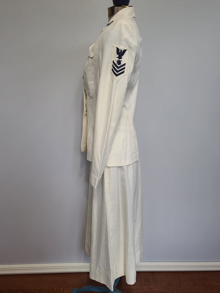 US Navy WAVES White Uniform Jacket & Skirt <br> (B-36" W-24" H-34")