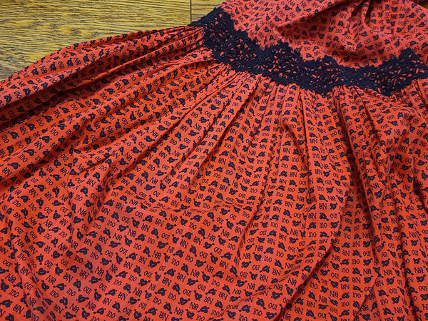 Heart Novelty Print French Oui Non Dress <br> (B-36" W-29" H-37")