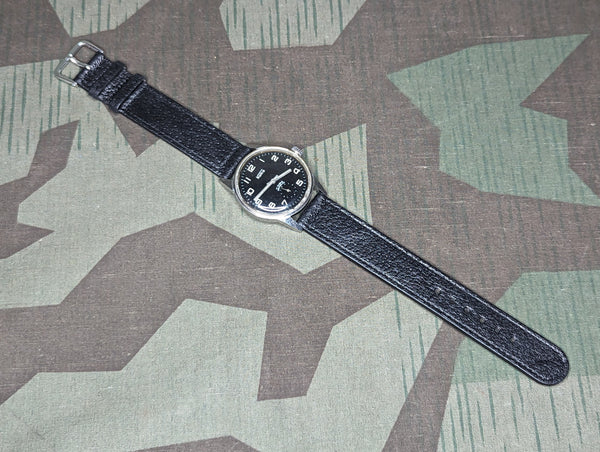Original WORKING Koha Dienstuhr Style Watch