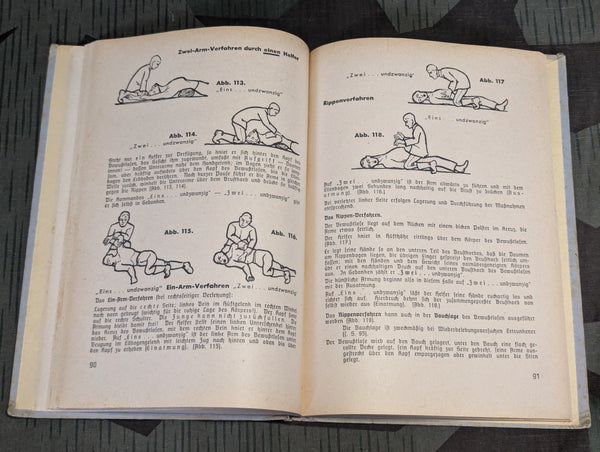 DRK Erste Hilfe First Aid Book (AS-IS)