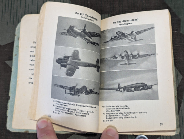 1943 Kriegsflugzeuge Aircraft Identification Book AS-IS